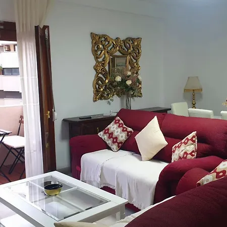 Angeles Center Apartment *