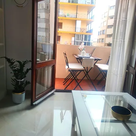 Angeles Center Apartment